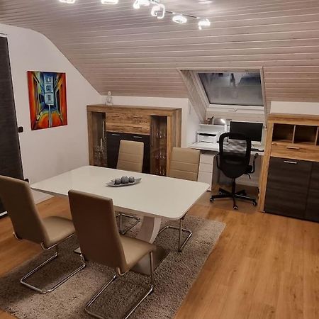 Gemuetliche Wohnung Am Waldrand Thierhaupten Bagian luar foto