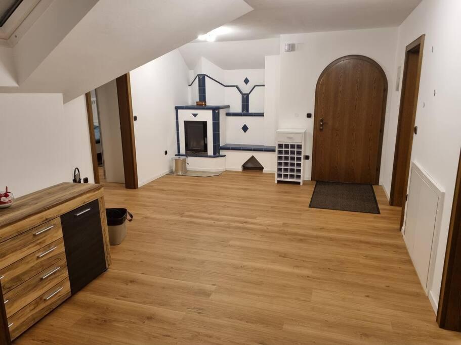 Gemuetliche Wohnung Am Waldrand Thierhaupten Bagian luar foto
